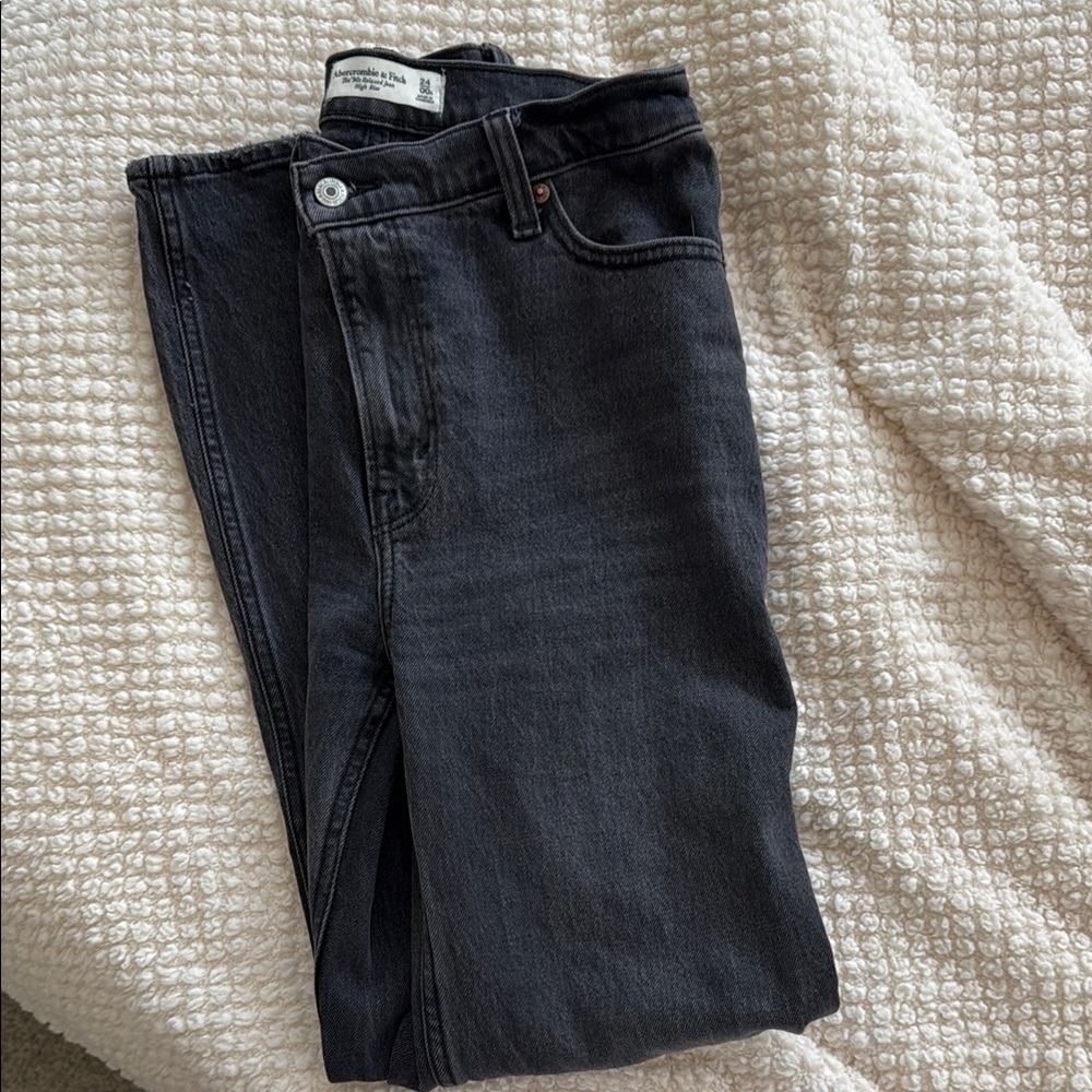 Abercrombie 90s relaxed Jean high rise with cross cross waistband - Picture 5 of 6